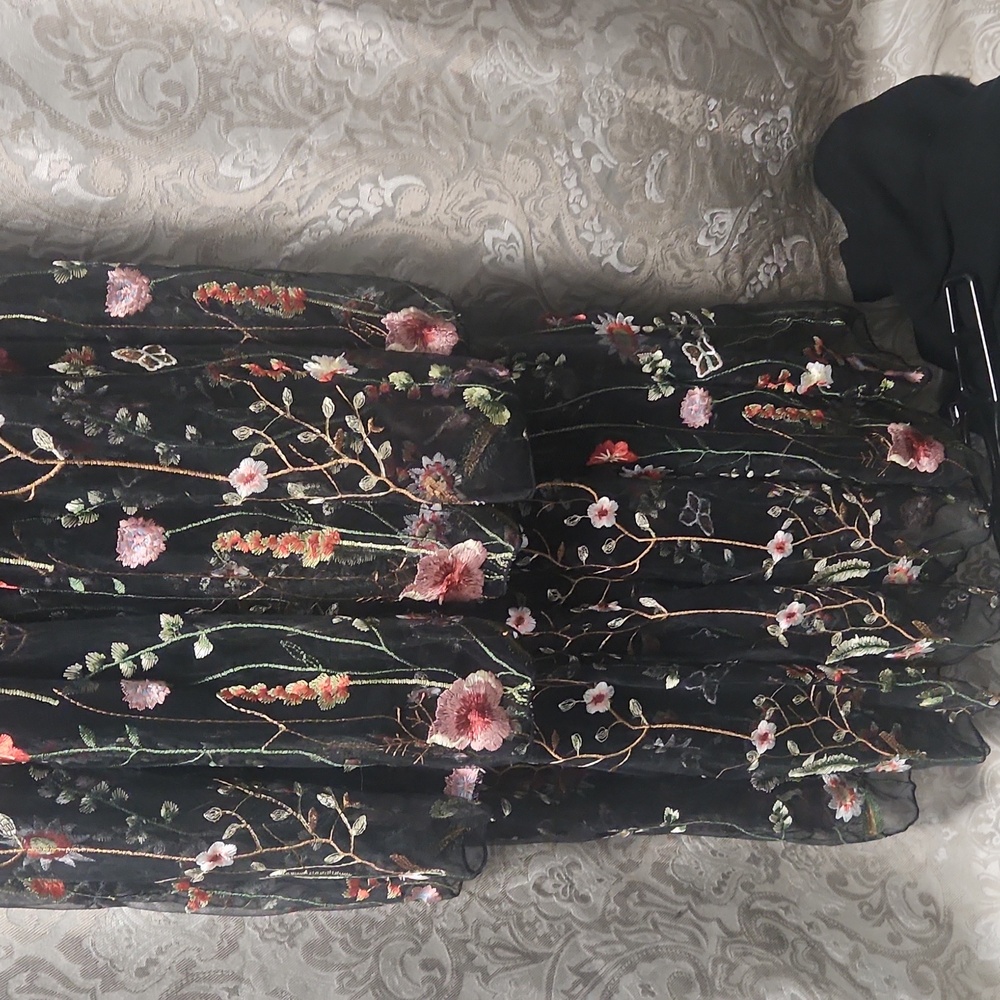 Black Sheer Floral Dress - Picture 5 of 5